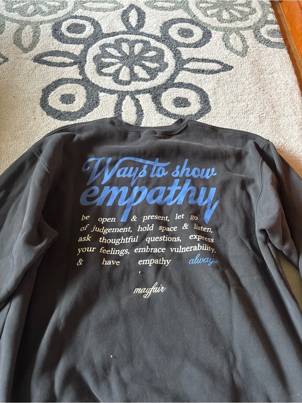 The Mayfair Group crewneck - Picture 2 of 3